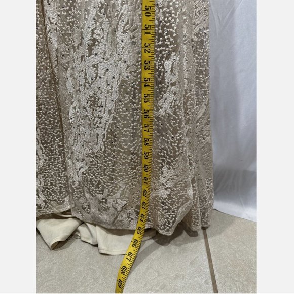 NWT $798 Mac Duggal [ 18 ] Embroidered Flutter Sleeve V-Neck Gown‎ Ivory #S738 - Picture 7 of 16